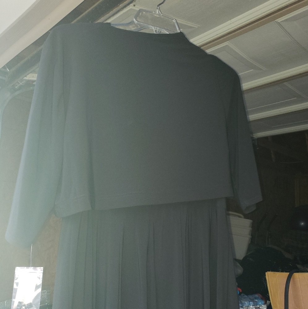 Dress - Picture 3 of 5
